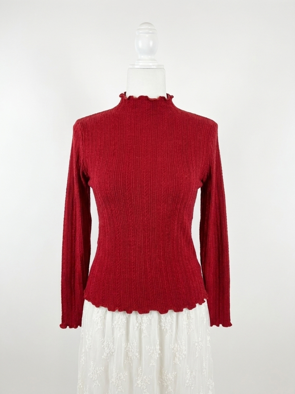 NEW COCO + CARMEN avalee cable knit sweater in red
